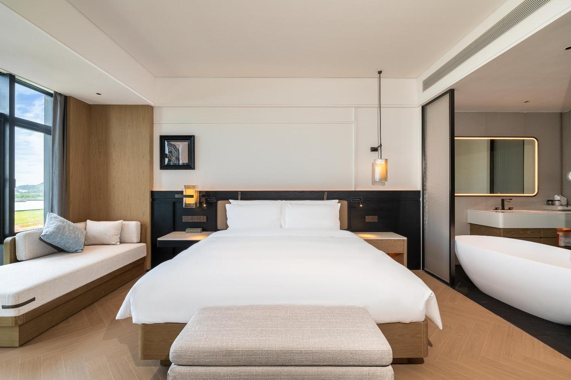Mehood Lestie International Hotel Zhuhai Lovers Road Branch - Free Breakfast & Free Afternoon Tea & Free Midnight Snack Kültér fotó